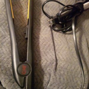 Chi Global Beauty Flat Iron